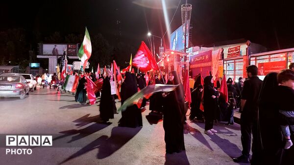 مشهدی‌ها شب گذشته چشم‌انتظار رهبر شهیدشان بودند