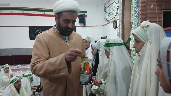 ضیافت افطاری در دبستان دخترانه مهندس رحمانی فرد ناحیه ۱ مشهد مقدس