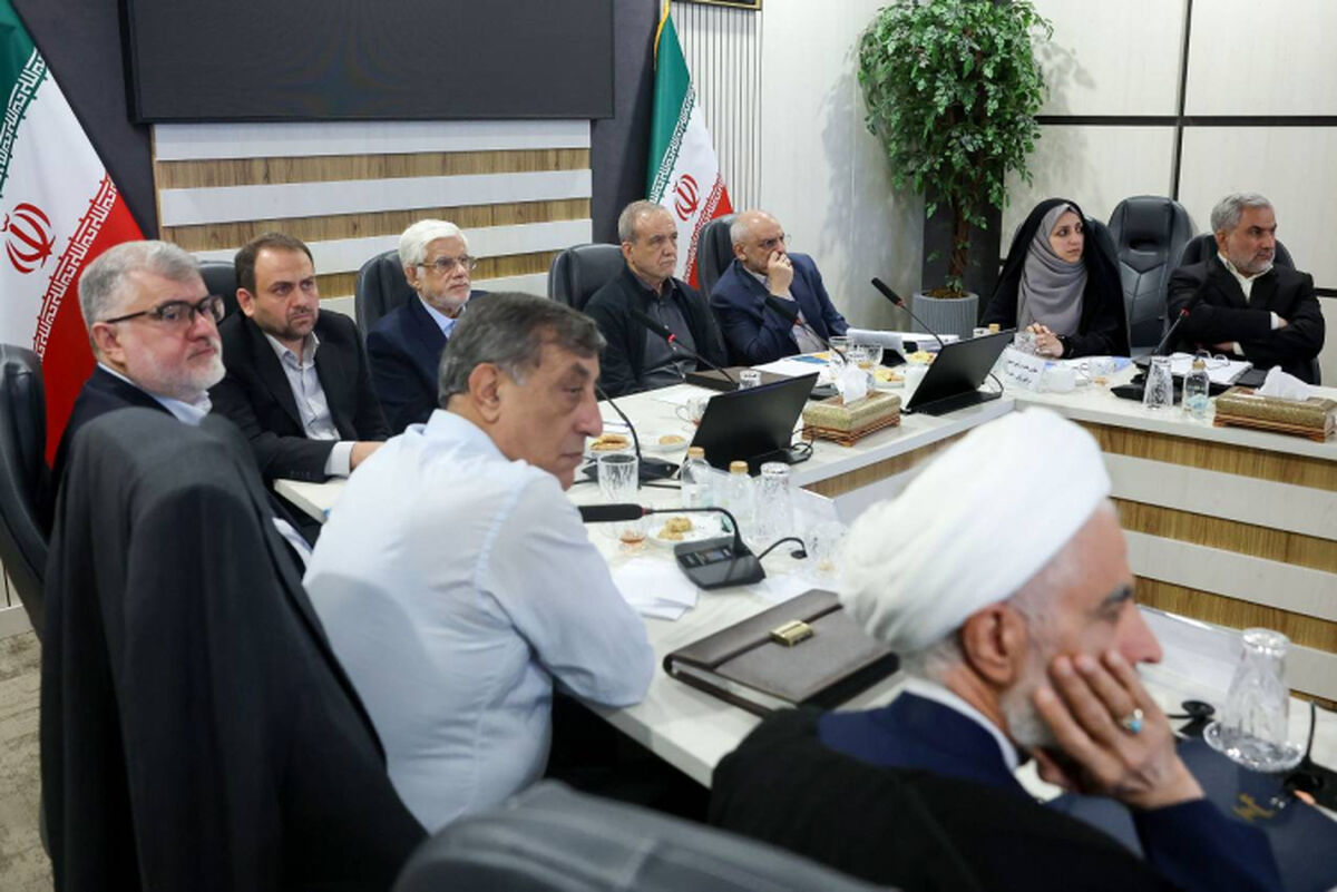 برای احقاق حقوق ملت ایران از موضع عزت و اقتدار سخن می‌گوییم/ قطعا‌ مقاومت خواهیم کرد