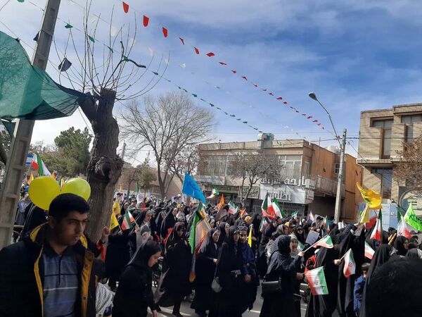 راهپیمایی پیروزی انقلاب اسلامی در کرمان