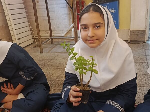 نقاشی همگانی با موضوع صرفه‌جویی در مصرف آب ، گاز و برق