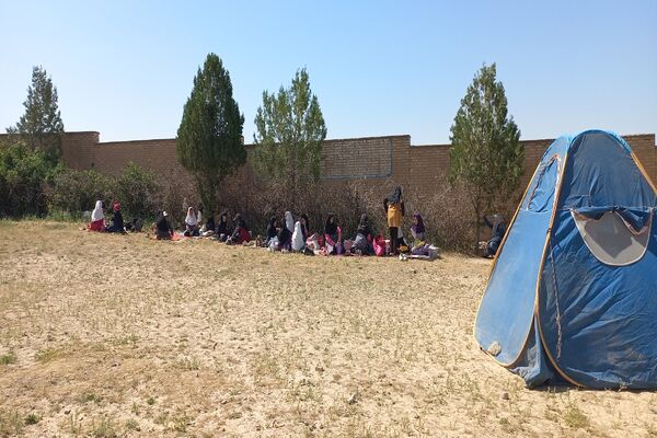 برگزاری اردوی درون مدرسه‌ای در مدرسه شهید معتمدی گزکوه