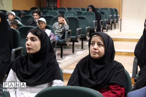 گرامیداشت هفته سلامت؛در اداره‌ آموزش و پرورش جوادآباد