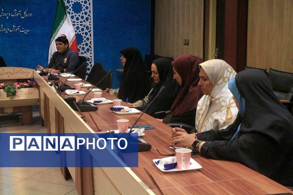 قرائت زیارت عاشورا در کانون شهید توافقی فاروج