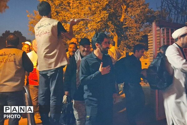دانشگاه آزاد شهرقدس؛ مأمن زائران اردبیلی در مسیر وداع با رهبر شهید