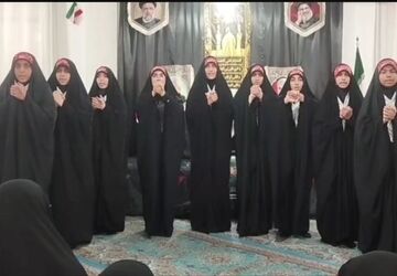 تجدید عهد دانش آموزان دبیرستان شهید میثمی قم با امام شهید انقلاب 