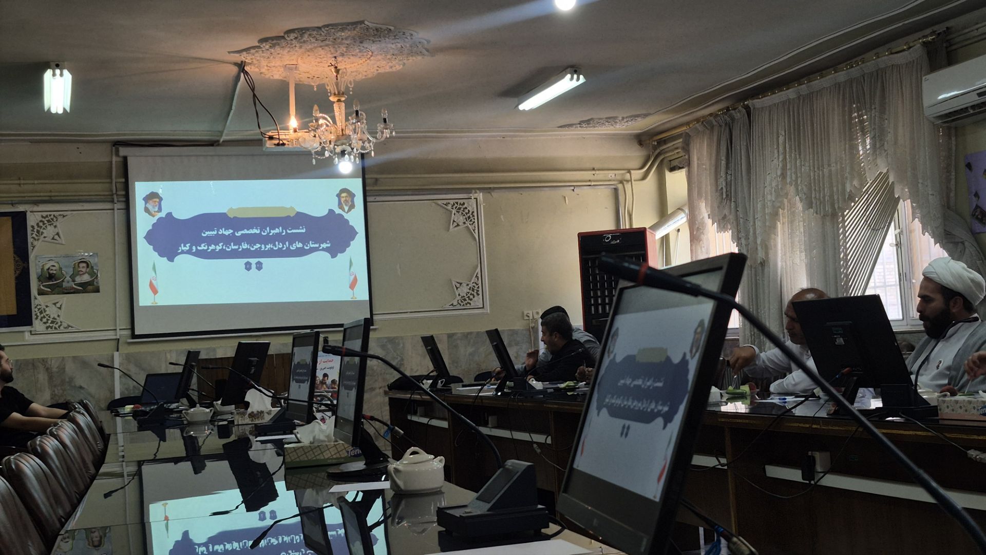 نشست رهبران تخصصی جهاد تبیین در فارسان