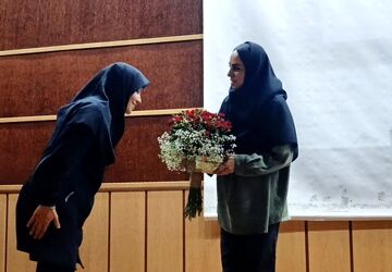 قدرت‌نمایی بانوان کاراته کار شهرری با دستان خالی
