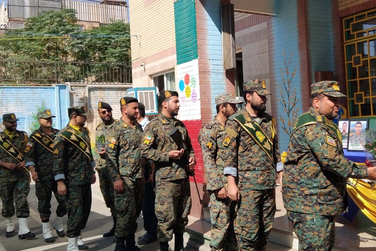 شناخت دانش‌آموزان با کار نیروی انتظامی 