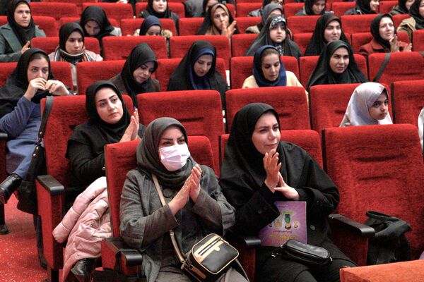 همایش رویداد سراسری «تهران، شهر نماز» با محوریت «نماز شکوفه‌ها» 