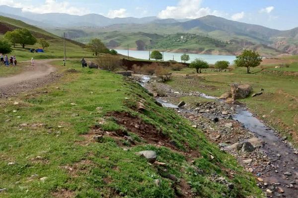 پاکسازی طبیعت در روز طبیعت