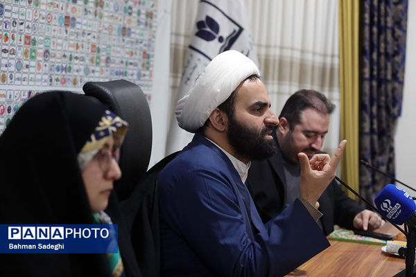 دورهمی فعالان حوزه کودک و نوجوان با معاون پرورشی و فرهنگی وزیر آموزش‌وپرورش