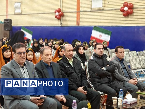 زنگ انقلاب همزمان در مدارس کرمانشاه نواخته شد