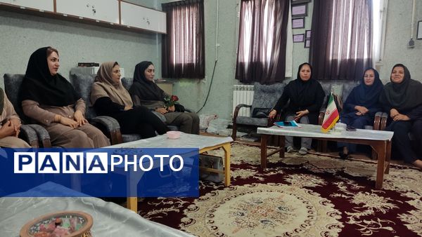 زنگ مهر در مدرسه استقلال نواخته شد