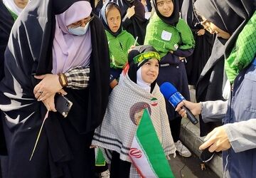 حضور باشکوه مردم فریمان در راهپیمایی ۱۳ آبان بار دیگر حماسه آفرین شد