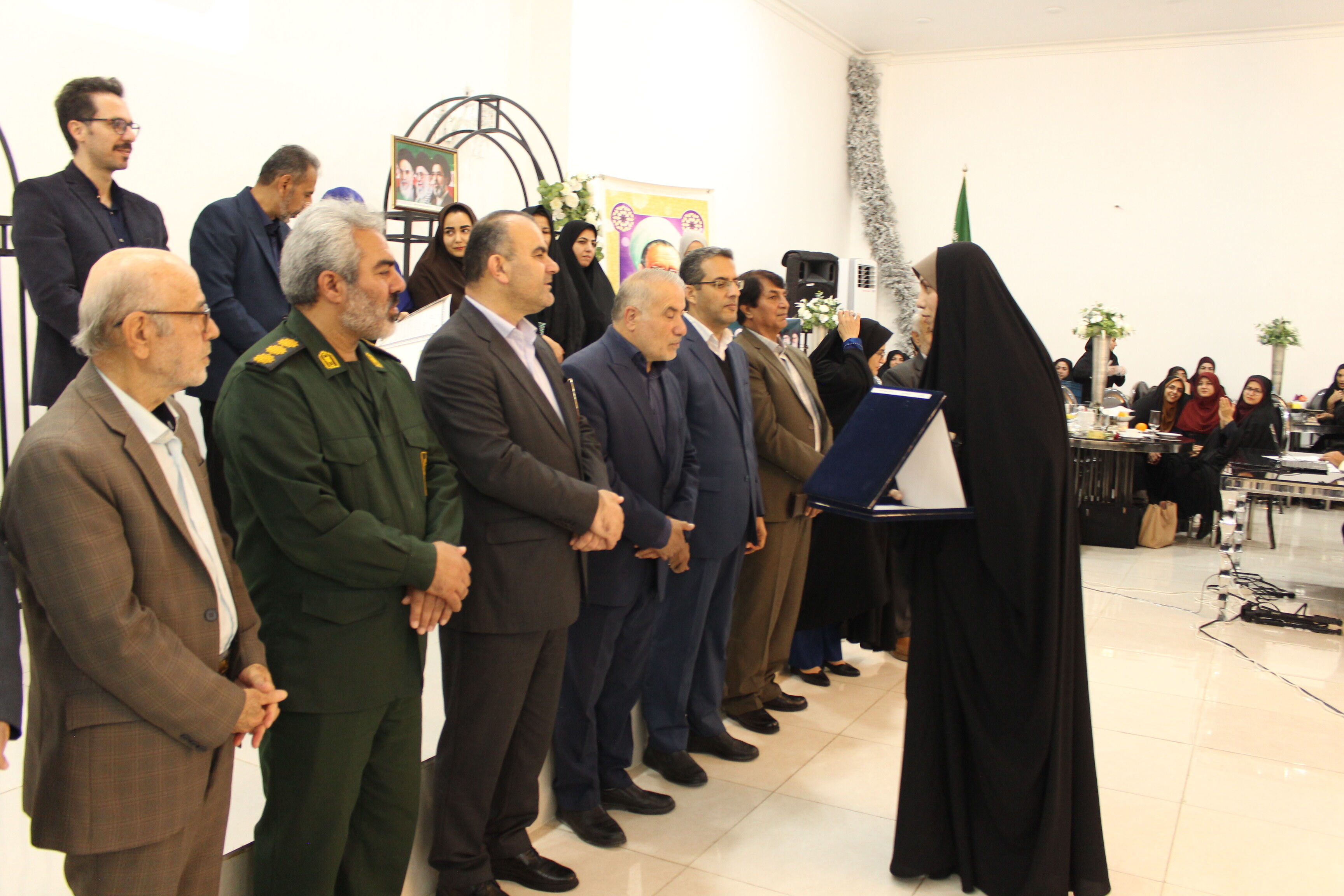 همایش گرامیداشت مقام معلم در گلوگاه 