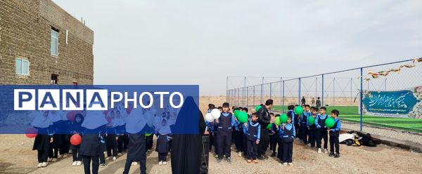 افتتاحیه چمن مصنوعی زمین فوتبال در شهرستان مه ولات