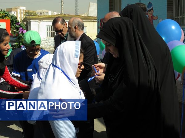 گرامیداشت روز عصای سفیدو هفته پارالمپیک در مدرسه استثنایی «پویا» کرج