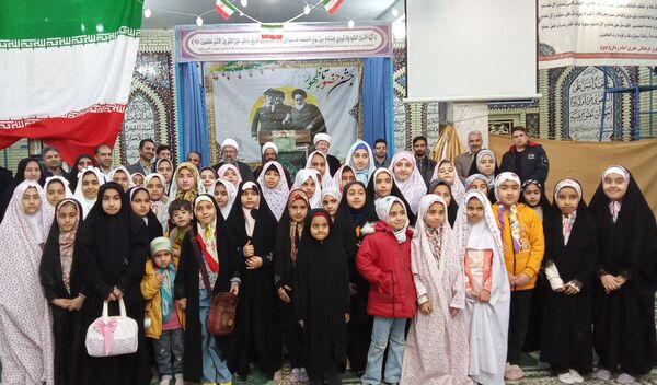 دهه نودی‌ها در نماز عبادی سیاسی جمعه