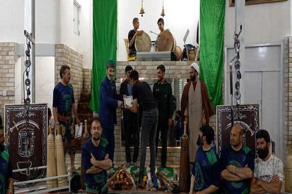 جشن امتیازدهی سالانه ورزشکاران به مناسبت روز فرهنگ پهلوانی و ورزش زورخانه ای در گود باستانی شهر بار 