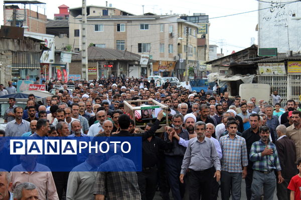 تشییع پیکر مادر شهید حسینعلی جعفری