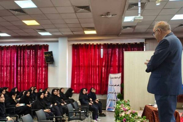 برگزاری کارگاه مشاوره به‌مناسبت هفته سلامت روان در ناحیه 2 شهرری 
