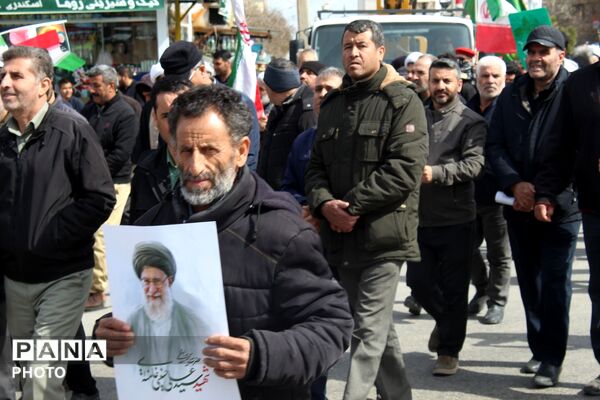 مردم فاروج باری دیگر در روز قدس حماسه آفریدند 