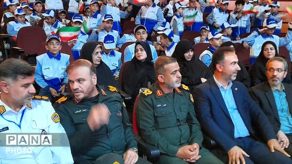 همایش همیاران پلیس در البرز
