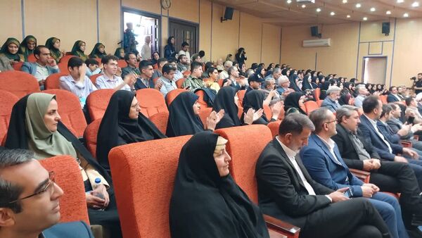 برگزاری اختتامیه کارسوق کشوری لیزر وفوتونیک در مرکز آموزش عالی امام خمینی(ره) محمدشهر کرج 