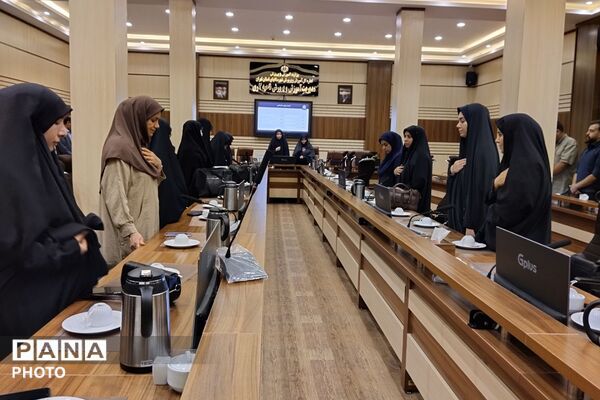 کارگاه بررسی نقش زیست بوم مدرسه در پیشگیری از آسیب‌‌های اجتماعی 