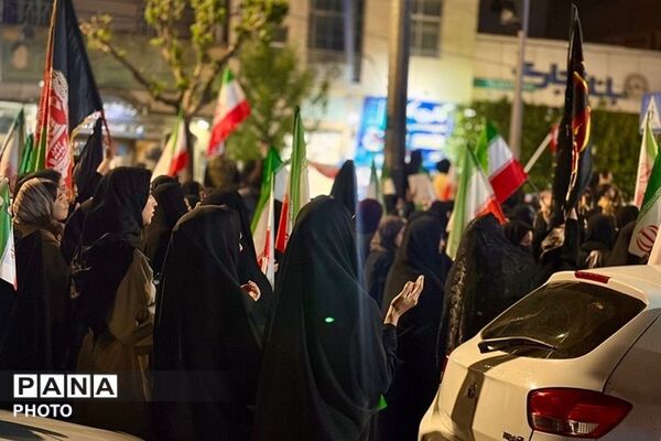 رهبری مقتدر، مردم متحد؛ جلوه ای از همبستگی ملی 