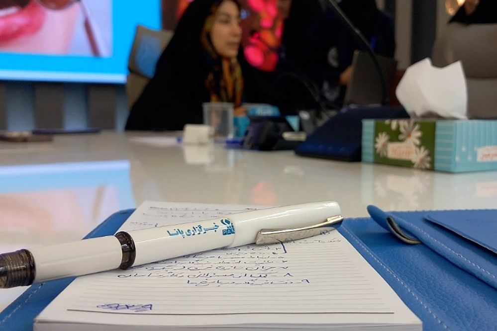 خبرنگار ؛ راوی بی وقفه‌ی حقیقت در عصر هیاهو