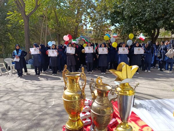 المپیاد ورزشی درون مدرسه ای در دبیرستان اژدر افشار 