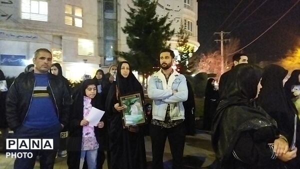 قاب هایی از حضور-۱
