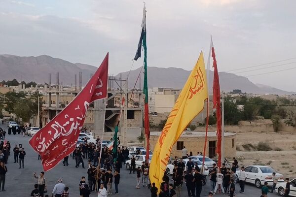 تجلی عشق در اربعین، از دهق تا کربلا 