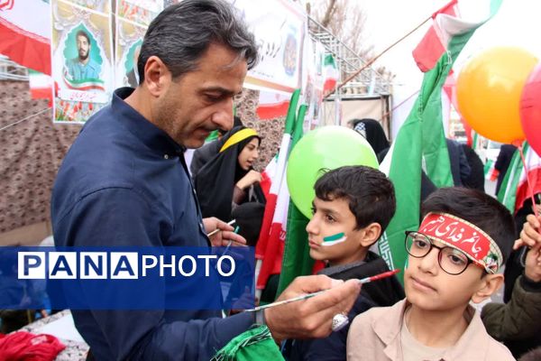 مردم غیرتمند یزد بار دیگر صحنه‌ای از همبستگی ملی را رقم زدند