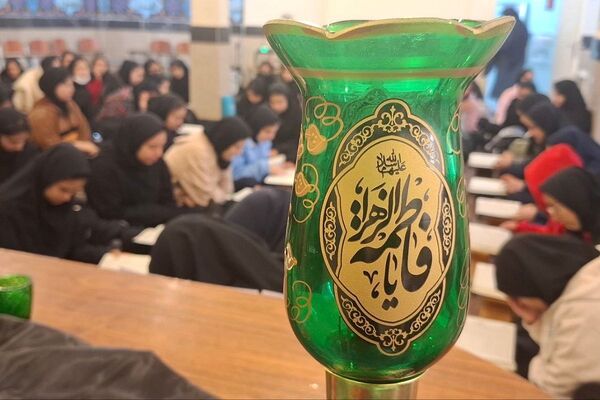 دانش آموزان نورانی حاضر در محفل