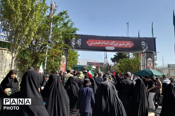 روایت عشق و وفاداری در بدرقه شهدا