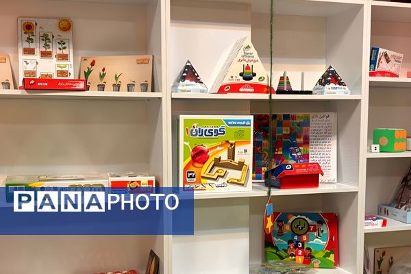 آیین افتتاحیه اتاق بازی و یادگیری در دبستان نیایش شهرستان قدس
