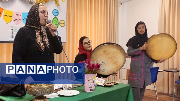 آیین تجلیل از ورودی‌های جدید دبیرستان فرزانگان قائمشهر