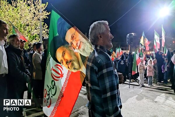 از انتقام خون شهدا صرف نظر نخواهیم کرد