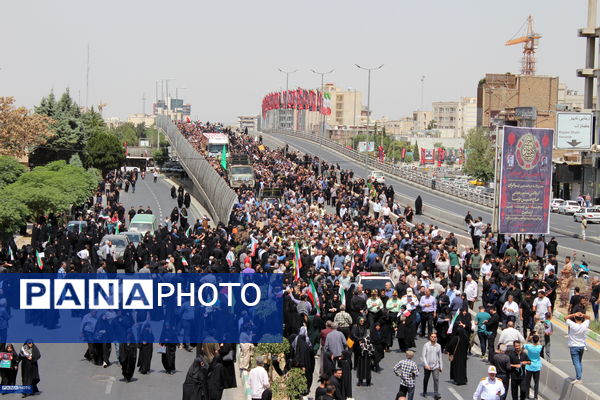 وداع با پیکر شهدای حمله رژیم صهیونیستی در کرج