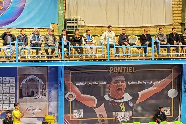 شکست سه‌برصفر طلایی‌پوشان ورامین برابر بنیس تبریز در لیگ برتر والیبال