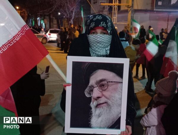 تجمع باشکوه مردمی  برای خونخواهی رهبر شهید در شهرستان بهار