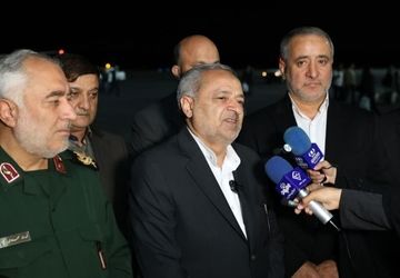 وزیر آموزش و پرورش وارد خراسان جنوبی شد