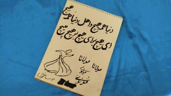 هم‌زمان با هفته فرهنگ و هنر؛ آثار هنری دانش‌آموزان دبیرستان بنت‌الهدی صدر در نورآباد به نمایش درآمد
