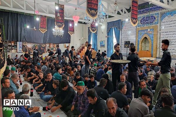 هئیت عزاداری مسجد جامع شهربار نیشابور در روز تاسوعای حسینی 