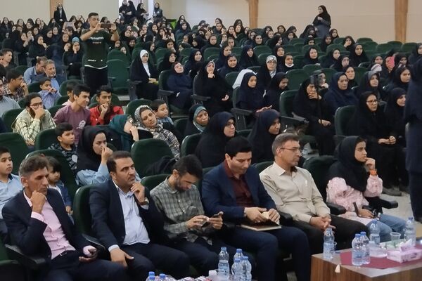 همایش دانش‌آموزی تربیت دینی و قرآنی در شیراز 
