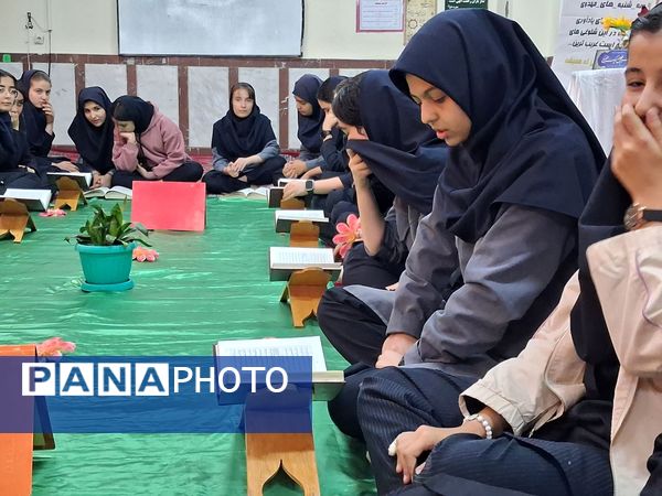 نگاهی به محفل انس با قرآن مدرسه شهید مدرس ناحیه۳ تبریز