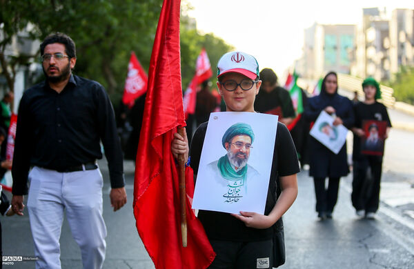 مراسم تشییع پیکر مطهر رهبر شهید انقلاب در تهران - 4